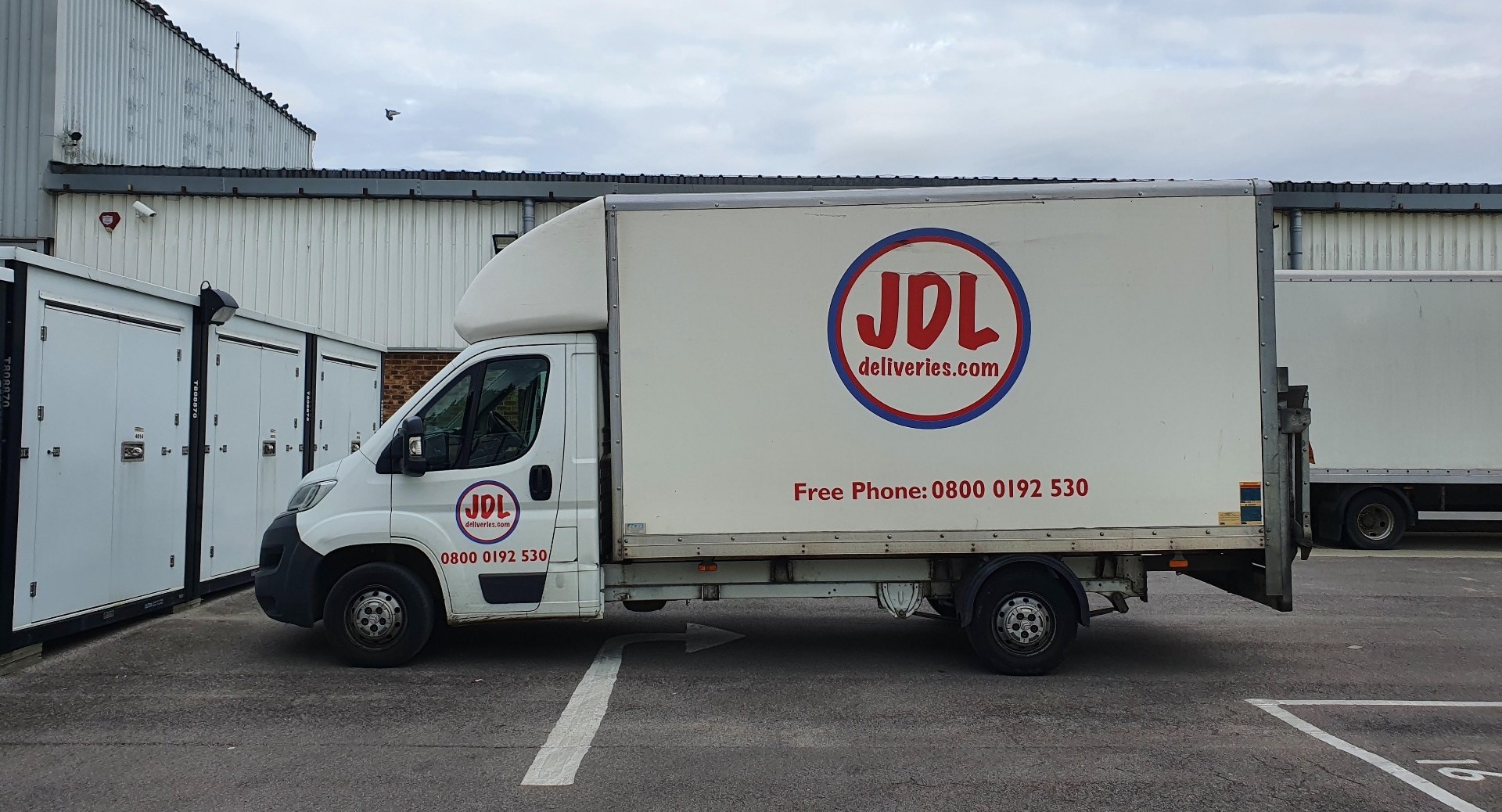 JDL Deliveries Luton Tail Lift Van